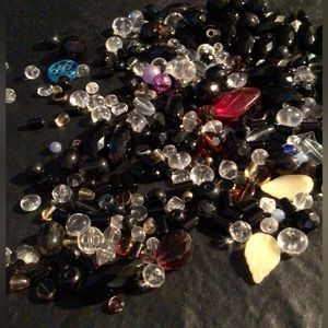 Loose glass beads